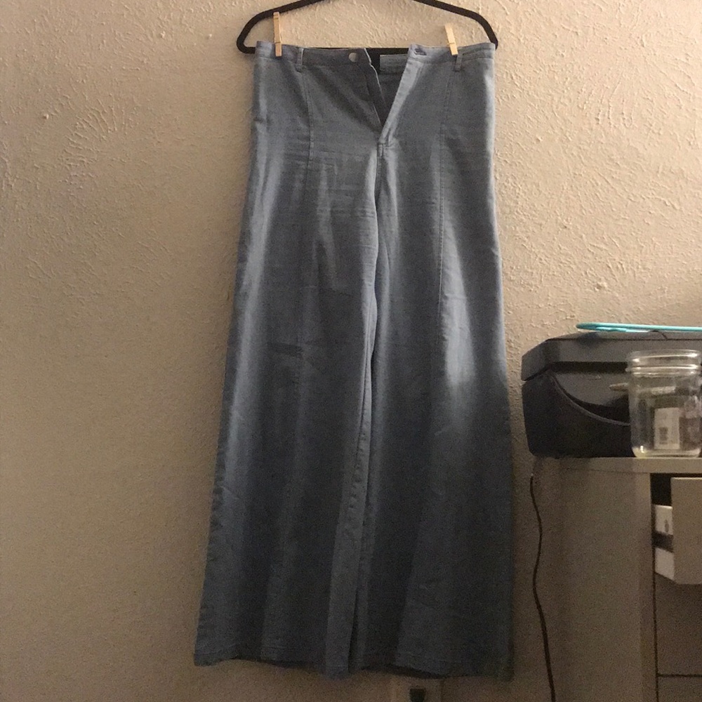 Light blue high wasted bell bottom jeans